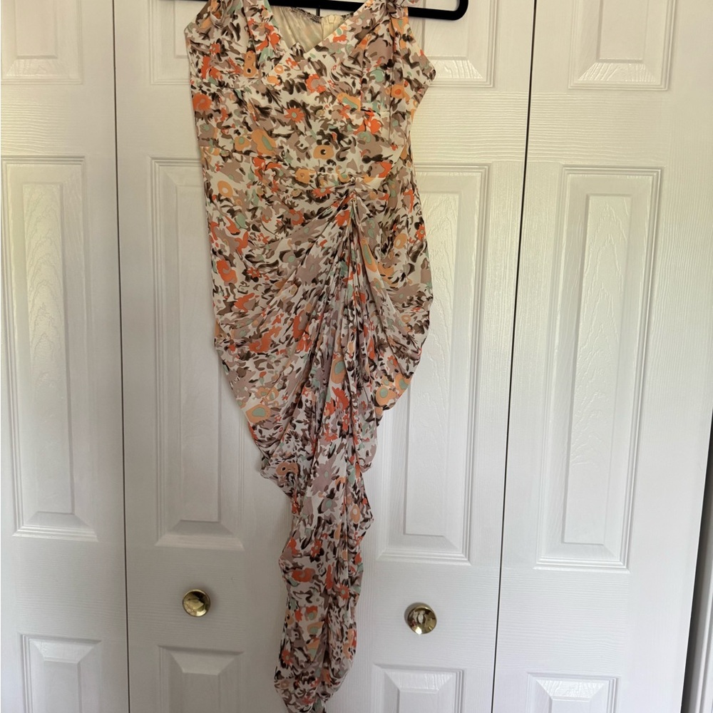 PrettyLittleThing Floral tie Shoulder midi dress
